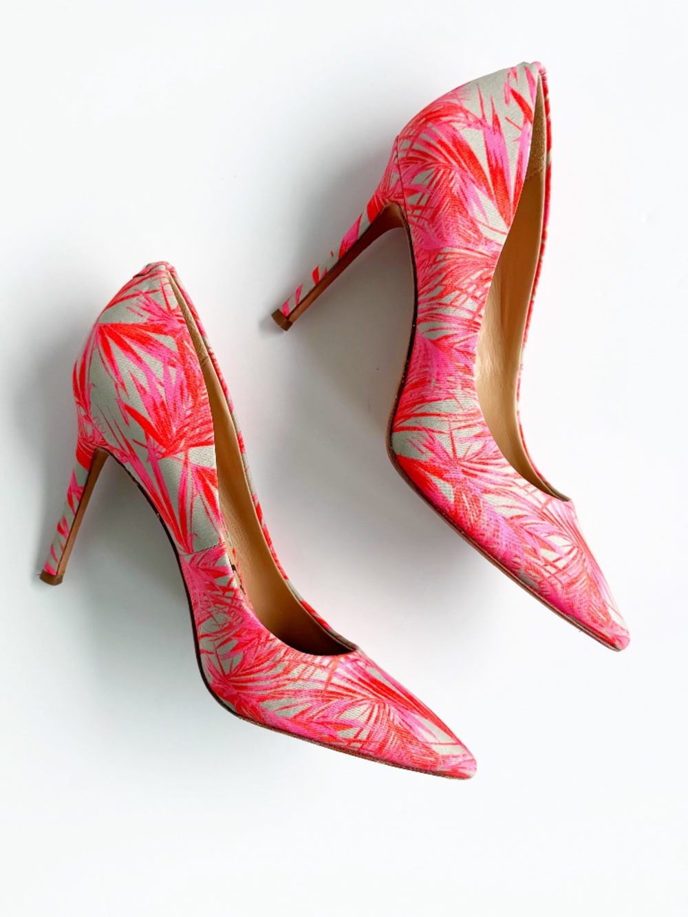 Sam Edelman Hazel Pumps Size 5.5 Pink Tropical Palm Leaf Pointed Toe Heels